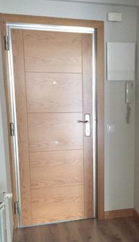 Puerta Acorazada ARIAN-HERRERO Puerta Acorazada ARIAN-HERRERO